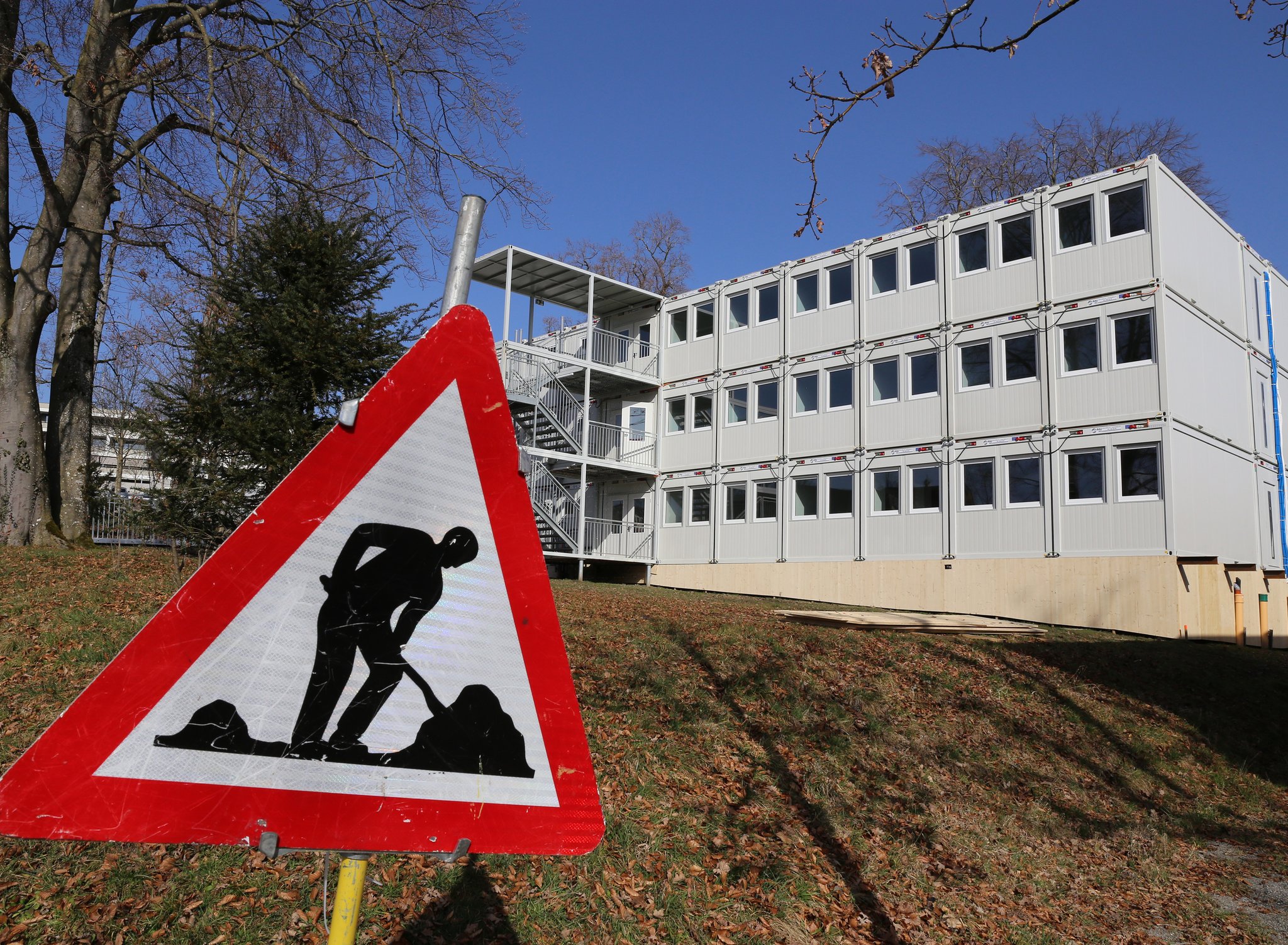 Die Wohncontainersiedlung am Standort Gottlieben ist ausgerüstet.