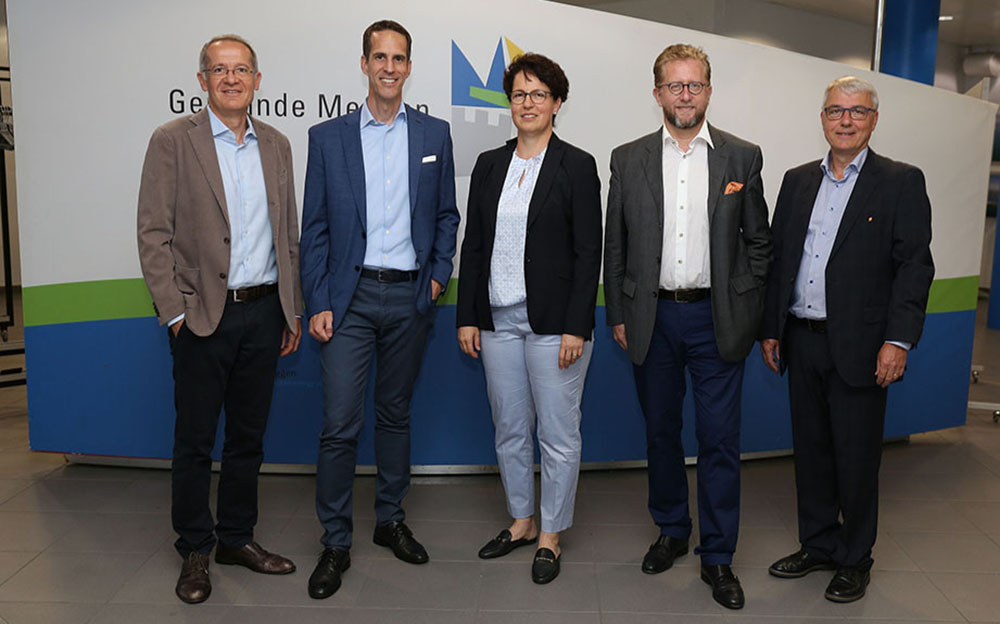 Die Mitglieder der Controlling-Kommission, von links: Thomas Affolter, Roland Stucki, Brigitte Lötscher, Alain Bachmann (Präsident) und Bruno Landolt.