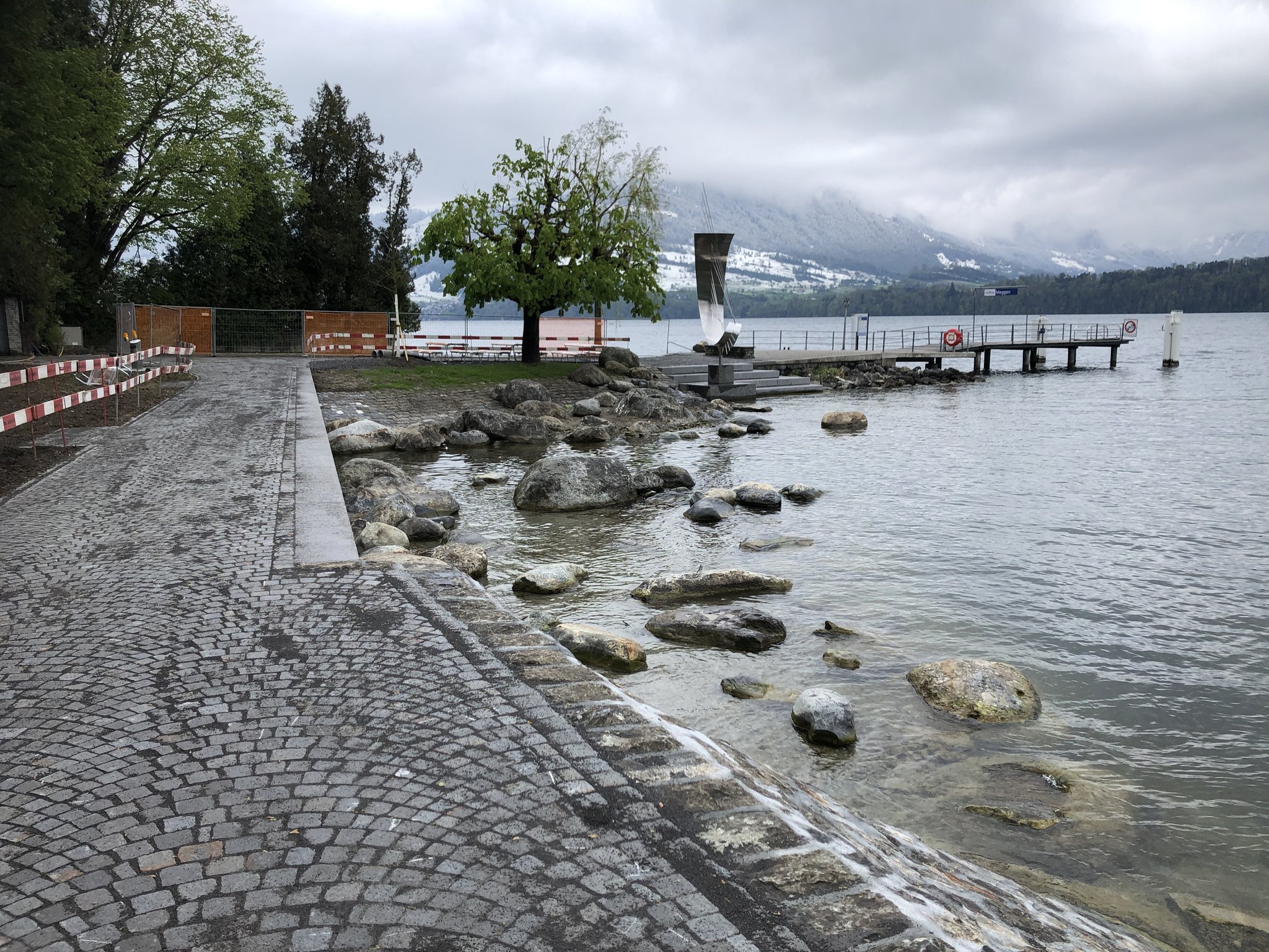 Der Zugang zum Schiffsteg beim Fridolin-Hofer-Platz ist jetzt wieder möglich.